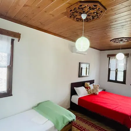 بيت ضيافة Denis House 1930